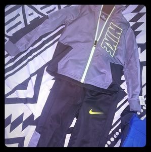 Nike sweat suit